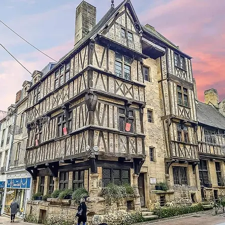 L'elegant Bayeusain - 4p Centre